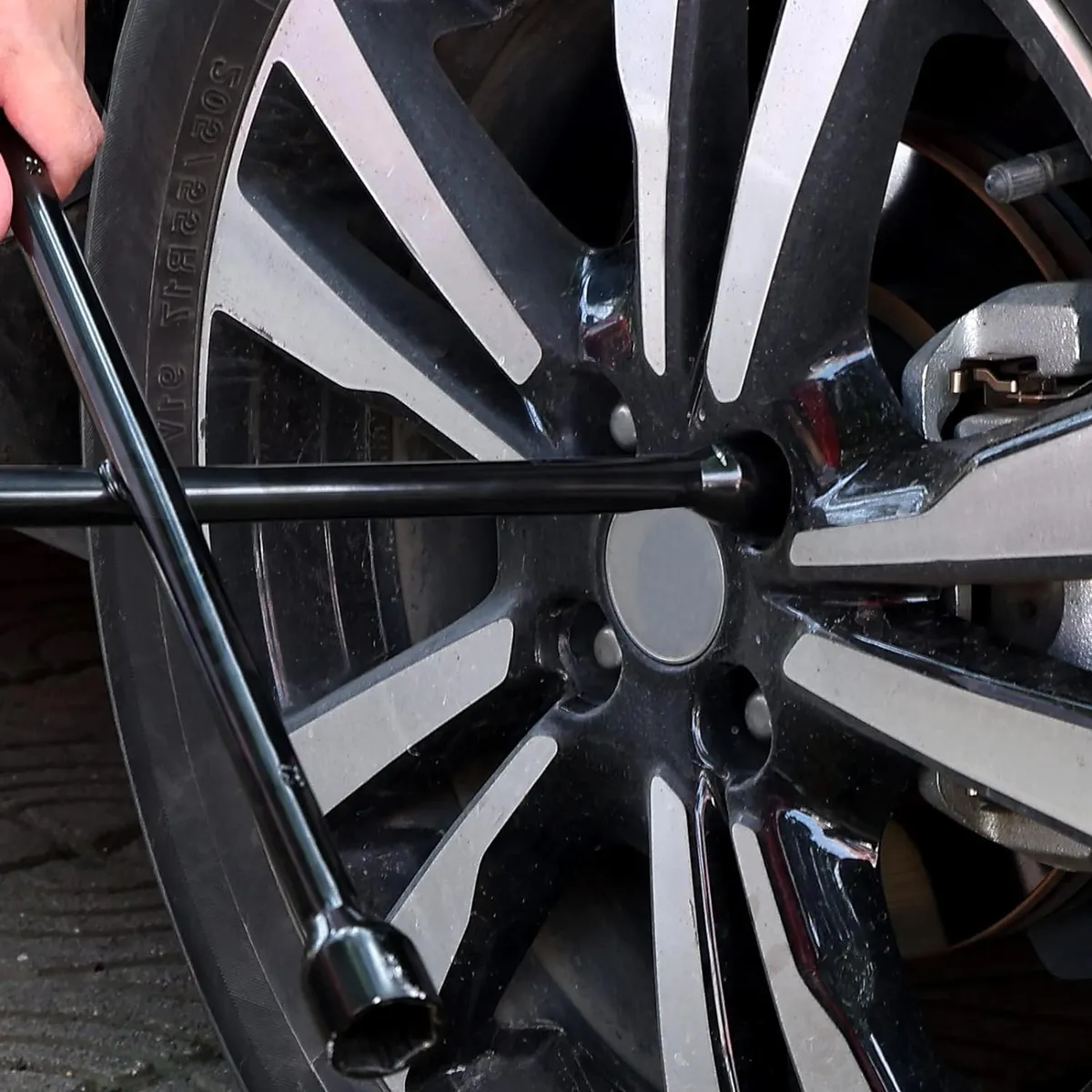 AUTOMİX 4 Ölçü Siyah Bijon Lastik Sökme Anahtarı - 17X19X21X23 - Bijon Anahtarı - Görsel 3